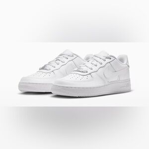 NIKE Size 5.5 Youth Boys White Air Force One Monotone Low-Rise Lace Up Sneakers